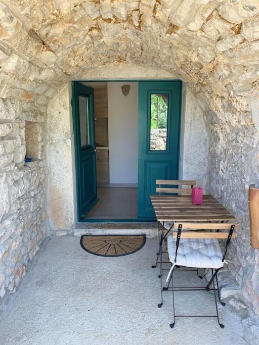 Holiday Apartment Nerezine Exterior foto